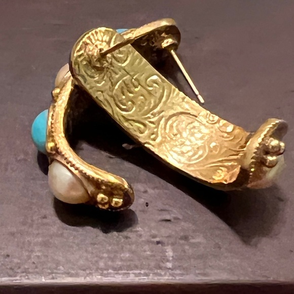 Vintage Gold Tone Pearl Turquoise C-Shape Post Back Earrings - Picture 3 of 3